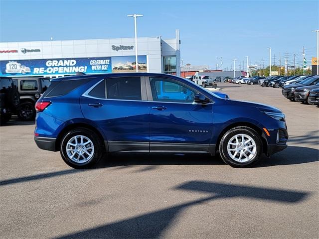 used 2023 Chevrolet Equinox car, priced at $23,555