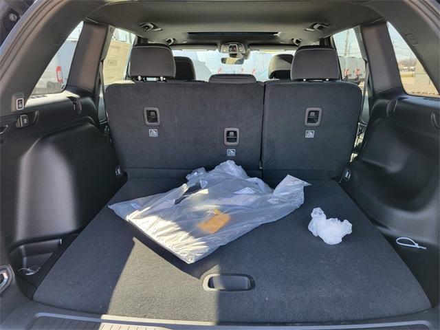 new 2025 Jeep Grand Cherokee car, priced at $39,520