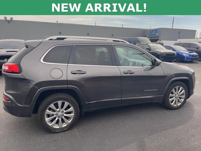 used 2018 Jeep Cherokee car, priced at $21,384