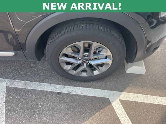 used 2024 Kia Telluride car, priced at $35,245