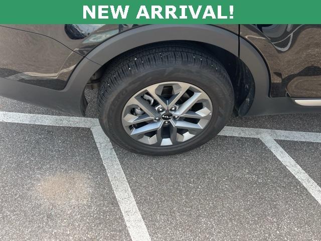 used 2024 Kia Telluride car, priced at $35,245