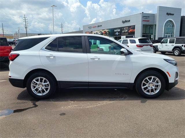 used 2022 Chevrolet Equinox car, priced at $19,445