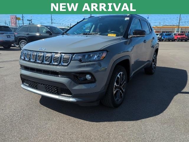 used 2022 Jeep Compass car, priced at $25,054