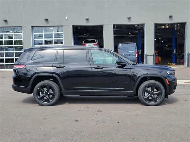 new 2024 Jeep Grand Cherokee L car, priced at $41,396