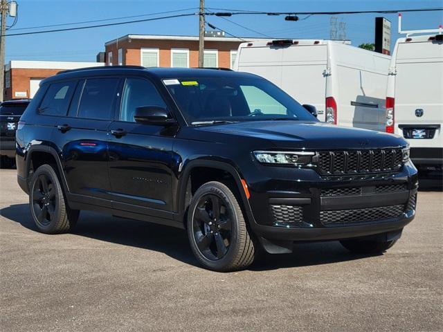 new 2024 Jeep Grand Cherokee L car, priced at $49,425