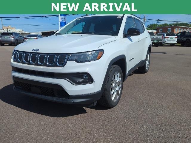 used 2022 Jeep Compass car, priced at $23,826