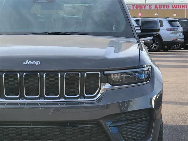 new 2025 Jeep Grand Cherokee car, priced at $41,470