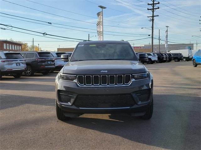 new 2025 Jeep Grand Cherokee car, priced at $41,470