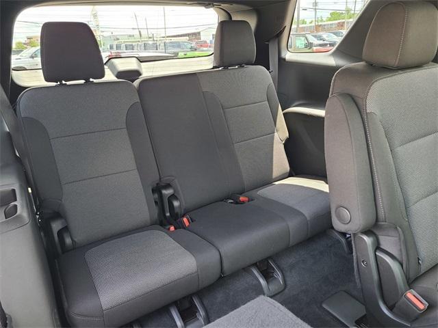 used 2023 Chevrolet Traverse car, priced at $30,551