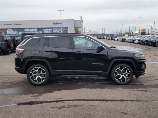 new 2025 Jeep Compass car, priced at $30,027