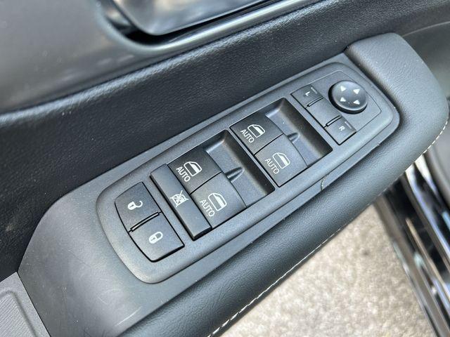 new 2026 Chrysler Pacifica car, priced at $43,396