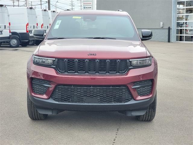 new 2025 Jeep Grand Cherokee car, priced at $42,884