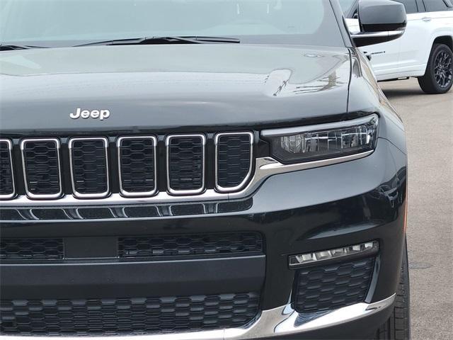 new 2025 Jeep Grand Cherokee car, priced at $46,571
