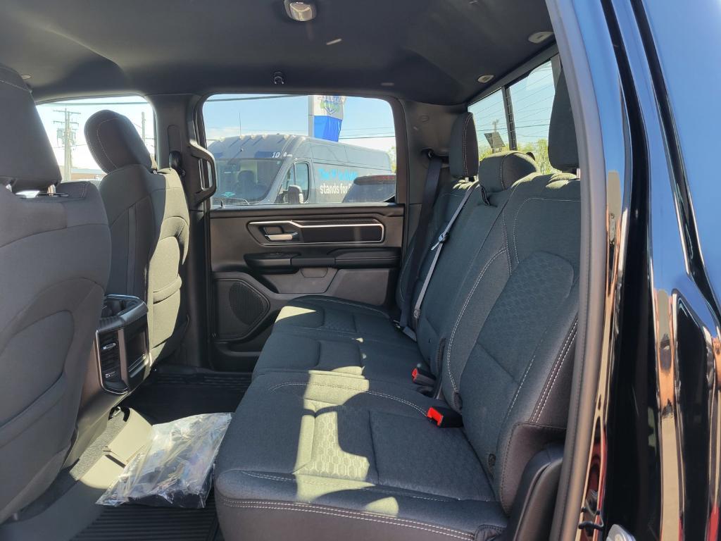 new 2025 Ram 1500 car, priced at $46,521
