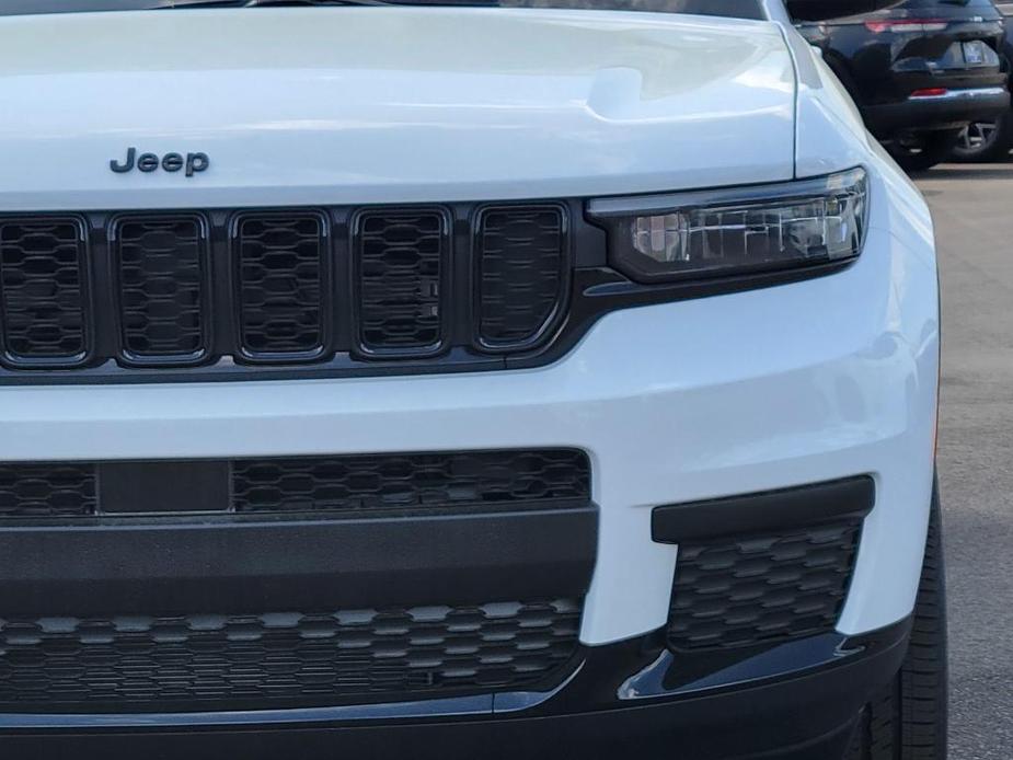 new 2024 Jeep Grand Cherokee L car, priced at $46,169