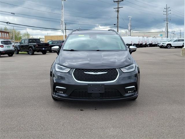 used 2023 Chrysler Pacifica car, priced at $29,888