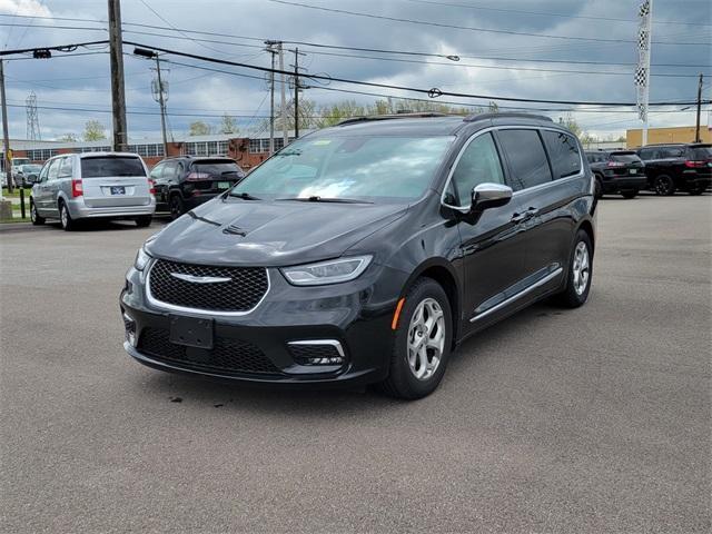 used 2023 Chrysler Pacifica car, priced at $29,888