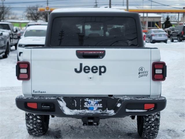 new 2025 Jeep Gladiator car, priced at $48,142