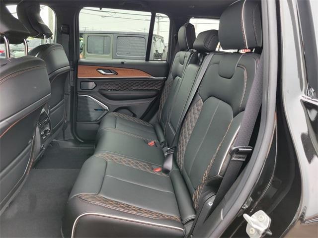 new 2025 Jeep Grand Cherokee car, priced at $63,184