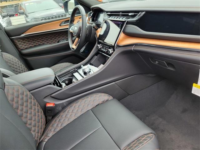 new 2025 Jeep Grand Cherokee car, priced at $63,184