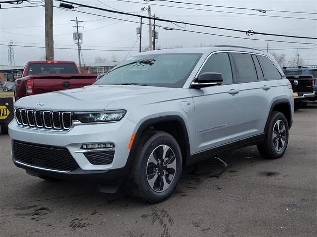 new 2024 Jeep Grand Cherokee 4xe car, priced at $47,271