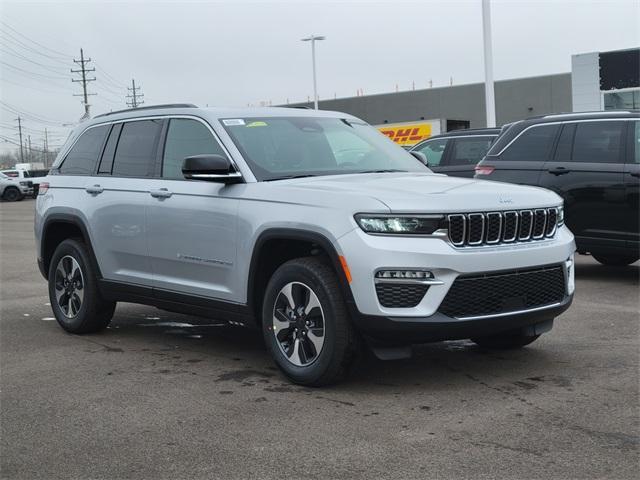 new 2024 Jeep Grand Cherokee 4xe car, priced at $47,271