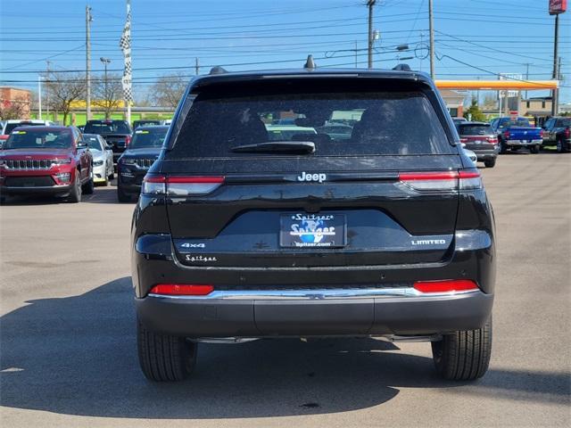 new 2024 Jeep Grand Cherokee L car, priced at $48,087