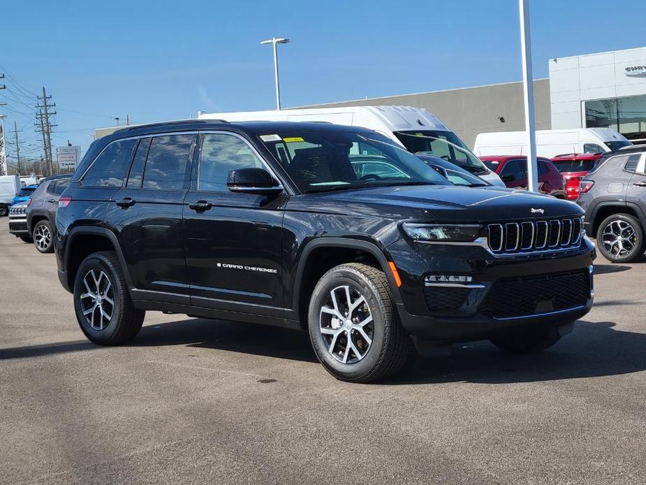 new 2024 Jeep Grand Cherokee L car, priced at $55,585