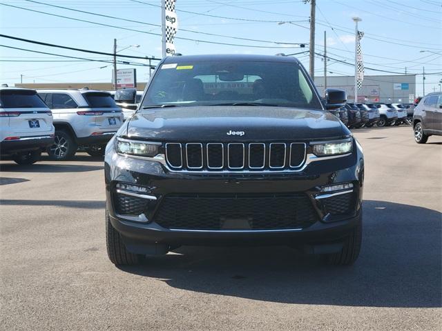 new 2024 Jeep Grand Cherokee L car, priced at $48,087