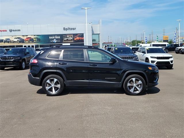 used 2022 Jeep Cherokee car, priced at $30,652