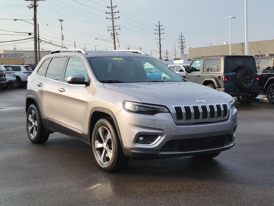 used 2019 Jeep Cherokee car, priced at $18,922