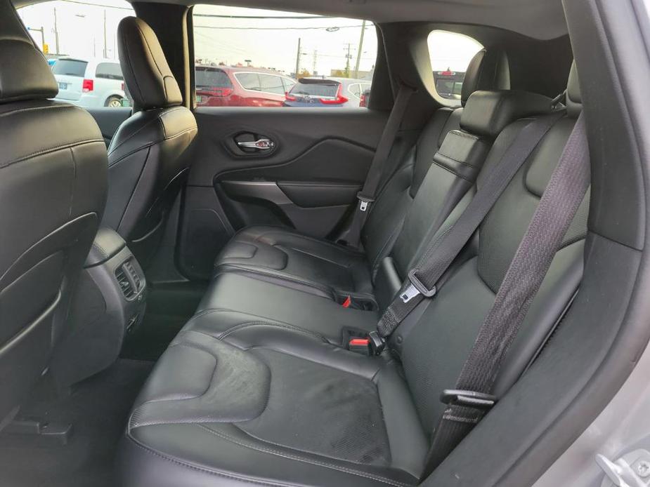 used 2019 Jeep Cherokee car, priced at $18,922