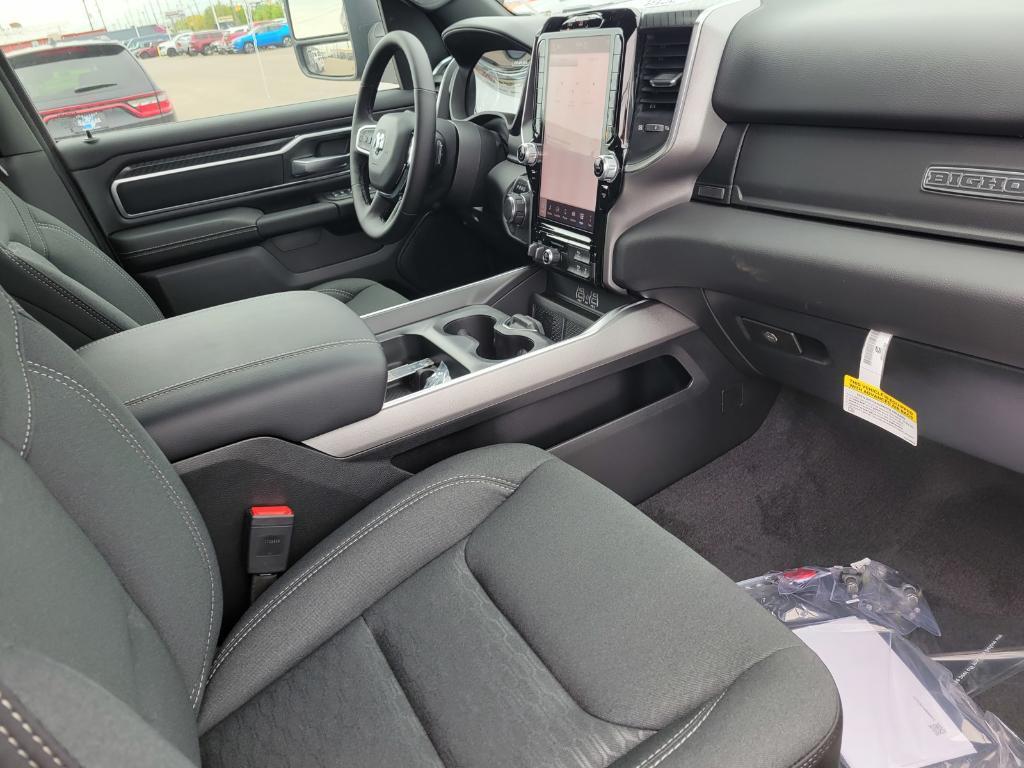 new 2025 Ram 1500 car, priced at $52,647