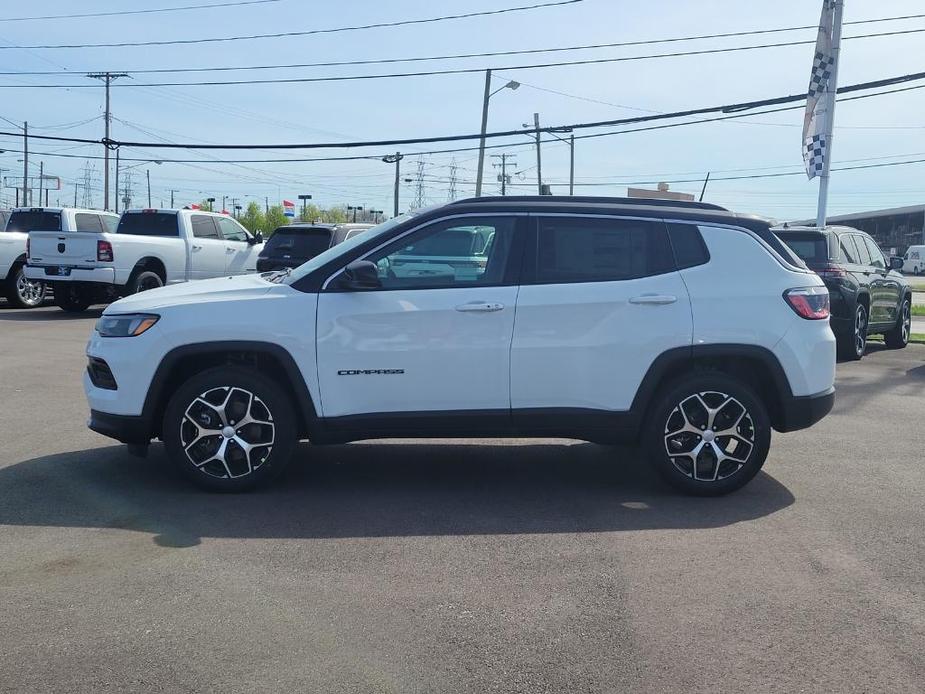 new 2024 Jeep Compass car, priced at $28,208