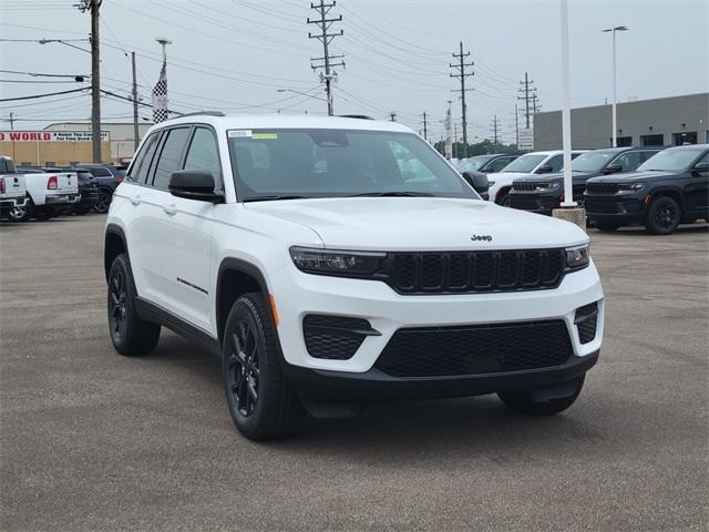 new 2025 Jeep Grand Cherokee car, priced at $41,305