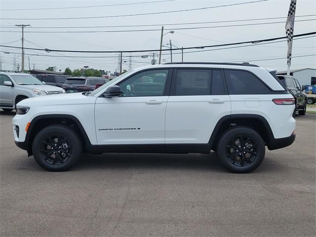new 2025 Jeep Grand Cherokee car, priced at $41,305