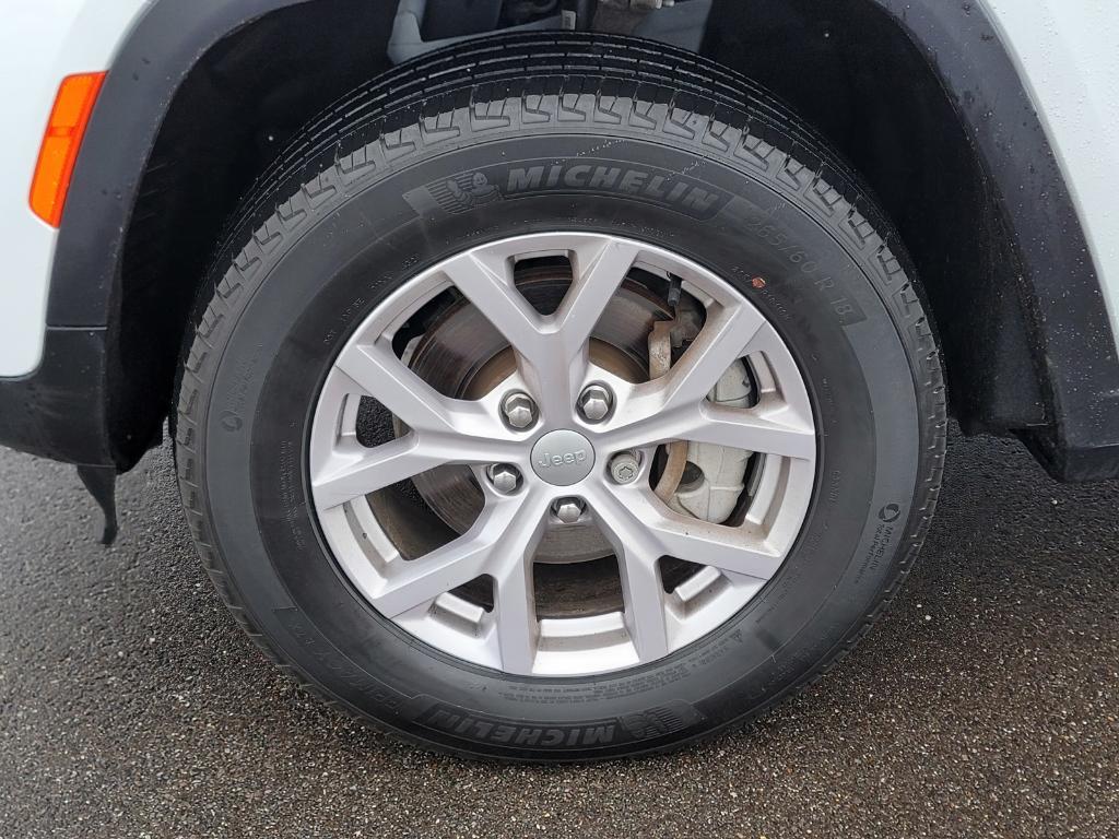 used 2022 Jeep Grand Cherokee car, priced at $33,888