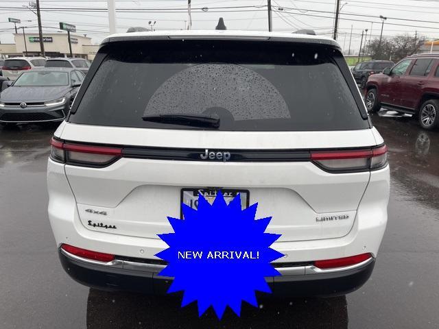 used 2022 Jeep Grand Cherokee car, priced at $31,071