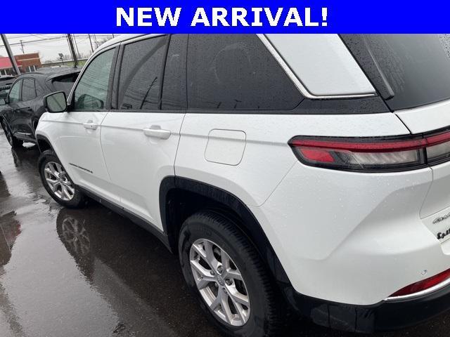 used 2022 Jeep Grand Cherokee car, priced at $31,071