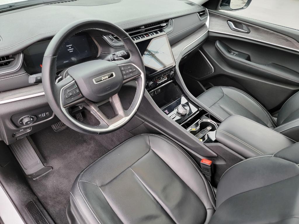 used 2022 Jeep Grand Cherokee car, priced at $33,888