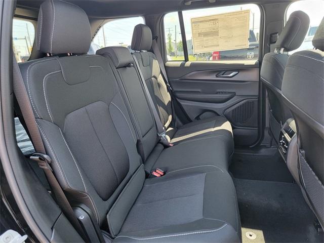 new 2025 Jeep Grand Cherokee car, priced at $41,272