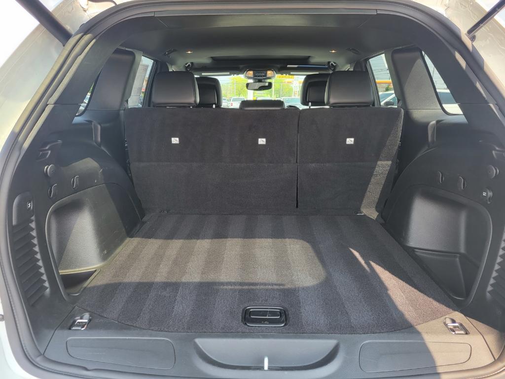 used 2021 Jeep Grand Cherokee car, priced at $25,941