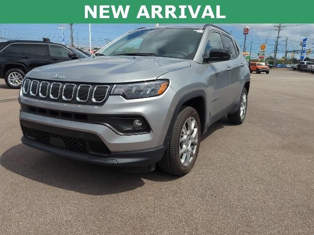 used 2022 Jeep Compass car, priced at $23,423