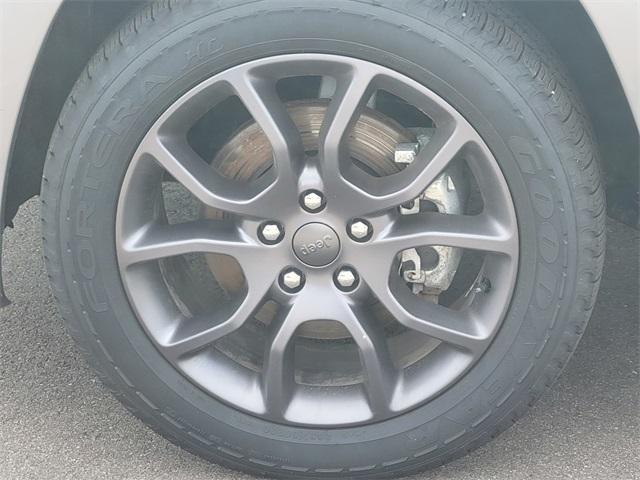 used 2021 Jeep Grand Cherokee car, priced at $26,583