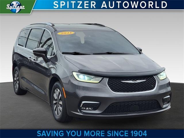 used 2021 Chrysler Pacifica car, priced at $21,444