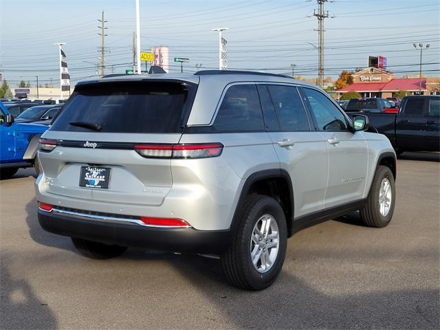 new 2025 Jeep Grand Cherokee car, priced at $43,220