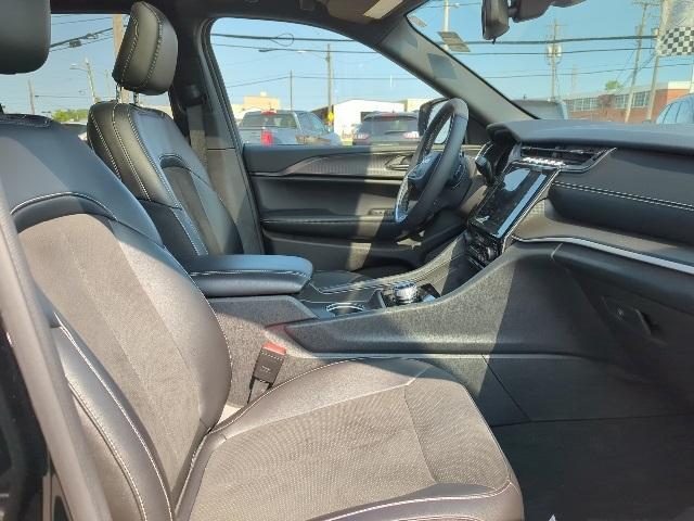 used 2023 Jeep Grand Cherokee car, priced at $36,423