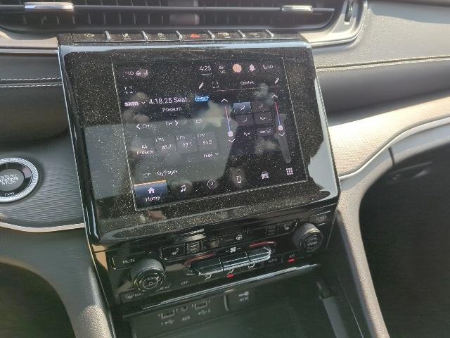 used 2023 Jeep Grand Cherokee car, priced at $36,423