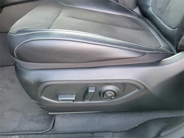 used 2023 Jeep Grand Cherokee car, priced at $36,423