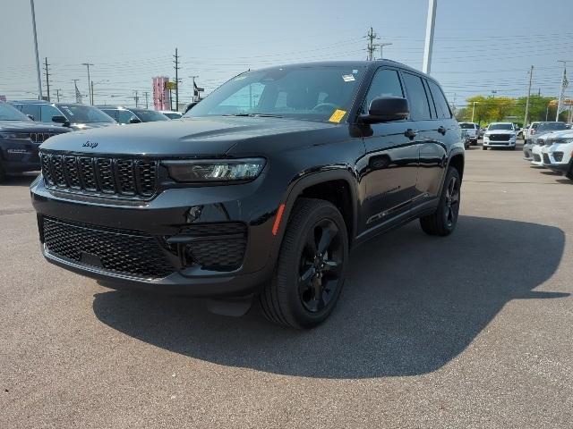 used 2023 Jeep Grand Cherokee car, priced at $36,423
